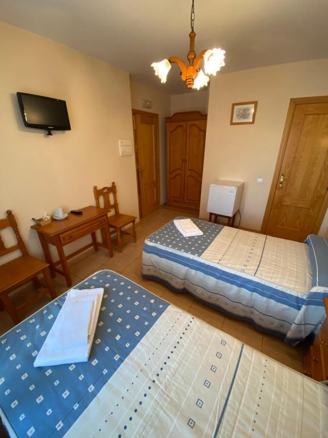 Hostal Jose Mari Ciudad-Rodrigo Eksteriør billede